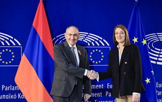 Nikol Pashinyan and Roberta Metsola discuss the prospects for further development of Armenia-EU cooperation