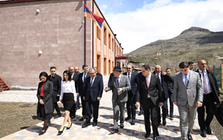 The Prime Minister gets acquainted with the programs implemented in Vayots Dzor and Ararat regions