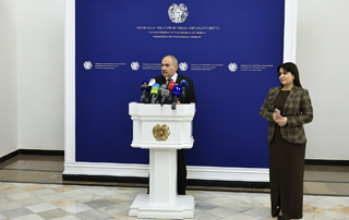 Nikol Pashinyan a r&eacute;pondu aux questions des journalists