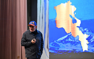 The Prime Minister delivers speech in Maralik on Citizen's Day, also visits Artik