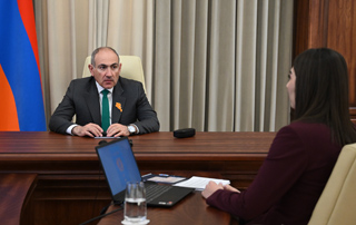 ՀՀ նոր կենսաչափական անձնագիրն արտացոլում է մեր ինքնությունը, պատմամշակութային ժառանգությունը և պետականությունը. վարչապետն աշխատանքային քննարկում է ունեցել ՆԳ նախարարի հետ