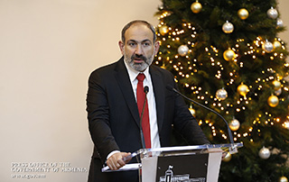Nikol Pashinyan a participé à la réception organisée par le ministère des Affaires étrangères à  l'occasion du Nouvel An et de Noël