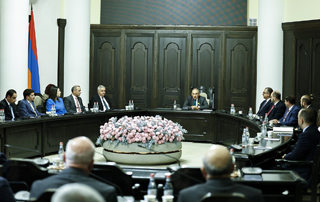 The Prime Minister chairs meeting to discuss the upcoming programs and steps of the Government