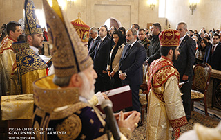Никол Пашинян присутствовал на литургии в честь праздника Св. Рождества и Богоявления