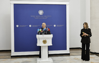Նիկոլ Փաշինյանը պատասխանել է լրագրողների հարցերին