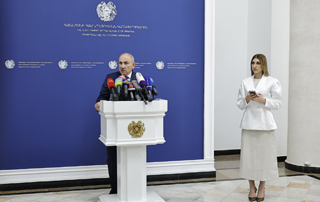 Le Premier ministre Nikol Pashinyan a r&eacute;pondu aux questions des journalistes