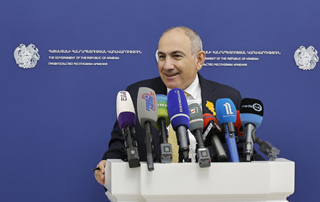 Prime Minister Nikol Pashinyan answers journalists' questions
