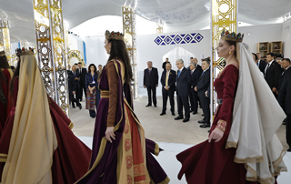 The Prime Minister visits the national culture and cuisine festival with the heads of CIS states
