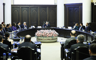 The Government adopts decision recognising 100% of shares in "Electric Networks of Armenia" CJSC overriding public interest