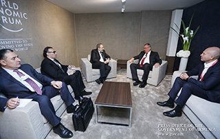 Nikol Pashinyan a eu des entretiens avec Boris Titov, Liza Davis et Andrei Kostine