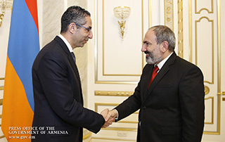 Prime Minister Nikol Pashinyan receives Minister of Defense of Cyprus Sávvas Angelídis