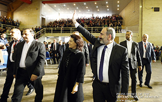 Революция исторической судьбы армянского народа должна пройти под лозунгом “Мы хозяева своей судьбы”: Никол Пашинян встретился с представителями армянской общины Исфахана