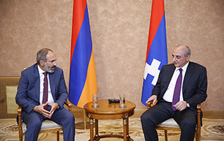 Состоялся телефонный разговор между премьер-министром Армении Николом Пашиняном и президентом Республики Арцах Бако Саакяном
