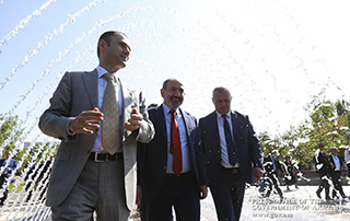 Премьер-министр присутствовал на церемонии открытия посвященного 2800-летию Еревана парка
