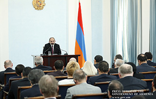 «Nous sommes convaincus que nous réussirons à mettre en place un système judiciaire fiable en coopération étroite avec nos partenaires internationaux»; Le Premier ministre a rencontré les ambassadeurs accrédités en Arménie