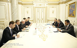 Le Premier ministre a reçu les Co-Présidents du Groupe de Minsk de l'OSCE