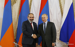 La rencontre entre Nikol Pashinyan et Vladimir Poutine a eu lieu à Saint-Pétersbourg; Différentes questions inscrites à l'ordre du jour des relations bilatérales ont été discutées