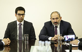 Премьер-министр представил аппарату министерства юстиции новоназначенного министра Рустама Бадасяна
