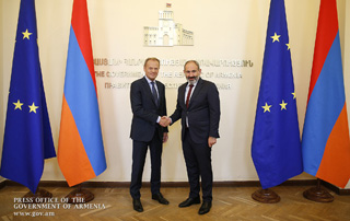 Nikol Pashinyan, Donald Tusk discuss prospects for development of EU-Armenia relations
