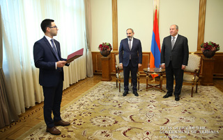 Minister of Justice Rustam Badasyan sworn in at Presidential Palace