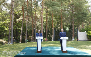 Le Premier ministre arménien et le Président de la Commission eurasiatique ont fait une déclaration conjointe à la presse 
