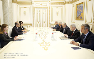 Le Premier ministre a reçu le Directeur du Département Moyen-Orient, Afrique du nord et Asie centrale au Fonds monétaire international 