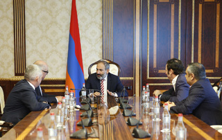 Վարչապետն ընդունել է Gallup International ասոցիացիայի նախագահին