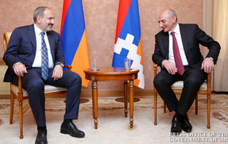 Nikol Pashinyan félicite  Bako Sahakyan à l’occasion de son anniversaire