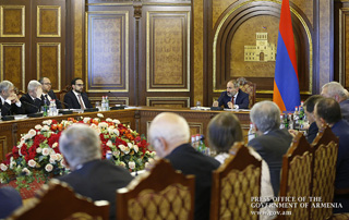 Վարչապետի մոտ քննարկվել են 1988 թ. երկրաշարժի հետևանքով անօթևան մնացած քաղաքացիների նկատմամբ պետության ունեցած պարտավորությունների կատարման հարցեր