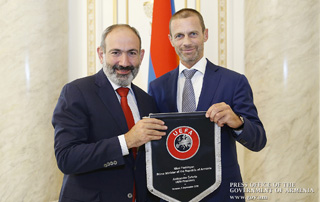 Le Premier ministre a reçu le président de l'UEFA Aleksander Čeferin