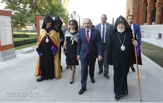 Nikol Pashinyan, Anna Hakobyan attend opening of renovated Catholicosate of the Mother See of Holy Etchmiadzin

