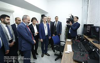 Премьер-министр Никол Пашинян посетил Общественную телекомпанию Армении