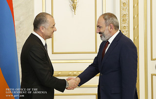PM receives Lebanon’s National Defense Minister

