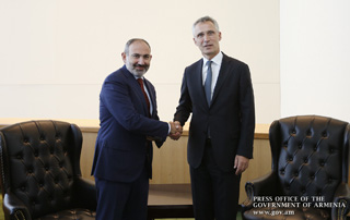 Nikol Pashinyan et Jens Stoltenberg ont discuté des question liées au partenariat Arménie-OTAN