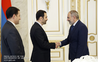 Le Premier ministre a reçu l'Ambassadeur d'Iran en Arménie