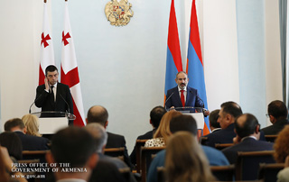 Премьер-министры Армении и Грузии выступили с заявлениями для представителей СМИ