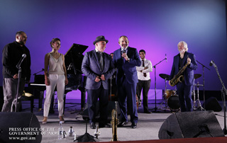 Prime Minister, his spouse attend fifth Yerevan Jazz Fest’s closing ceremony
