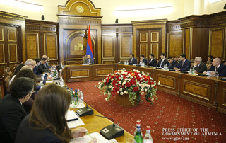 Цифровизация является важнейшим компонентом качества предоставления общественных услуг: премьер-министр провел совещание по реализации цифровой повестки Армении