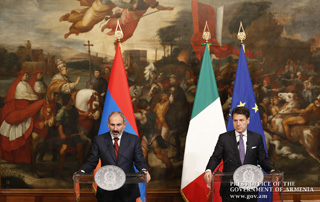 «Nous avons eu des pourparlers constructifs et productif  avec le Premier ministre italien»;  Le Premier ministre a fait une déclaration sur les résultats des discussions avec le Premier ministre italien à l'intention des représentants des médias
