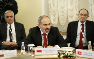 Nikol Pashinyan attends Supreme Eurasian Economic Council meeting in St. Petersburg