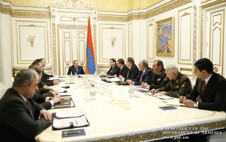 Le Premier ministre a tenu une réunion sur la mort de soldats dans les Forces armées