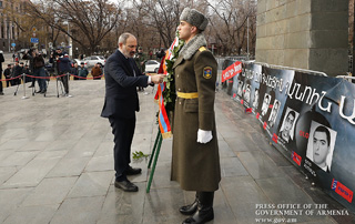      Le Premier ministre a rendu hommage à la mémoire des victimes du 1er Mars