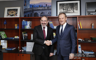 “You can rely on me in my new position” - Donald Tusk to Prime Minister Pashinyan