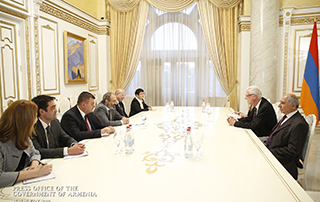 PM receives Denmark Statistical Service Director