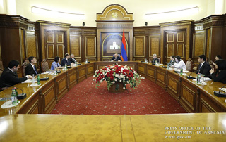 Ways of organizing graduation and entrance exams discussed ib Government