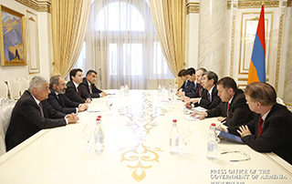 PM receives ADB President-led delegation