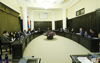 Обсуждены результаты антикризисных мероприятий и возможности реализации новых программ в сфере сельского хозяйства