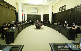 Վարչապետը և զոհված զինծառայողների ծնողները քննարկել են համատեղ այլընտրանքային քննչական խմբի ձևավորման աշխատանքները