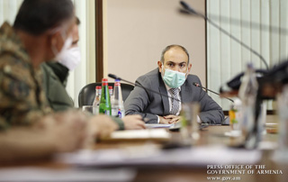 Վարչապետ Փաշինյանը հանդիպել է ՊՆ և ԶՈՒ ղեկավար կազմին