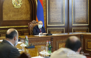 Վարչապետի մոտ քննարկվել է տնտեսական աճի վերականգնման գործողությունների ծրագրի նախագիծը